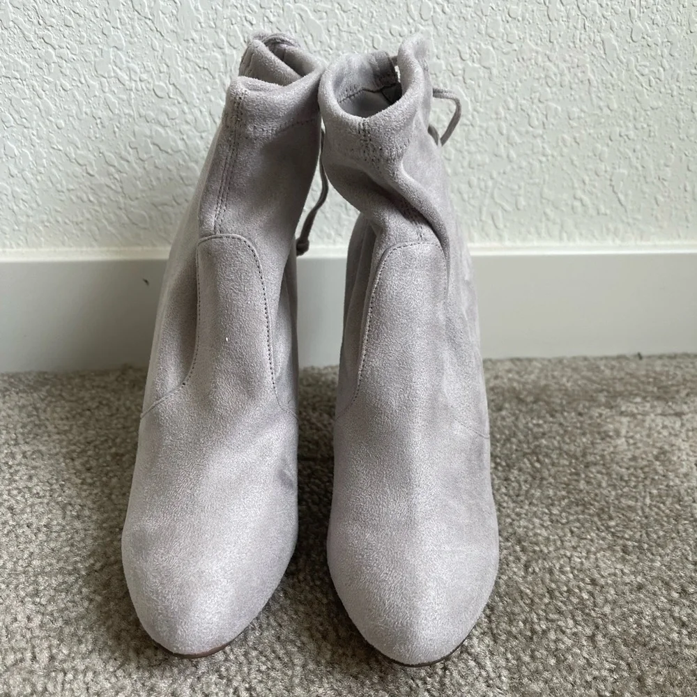 Grey booties - Picture 1 of 6